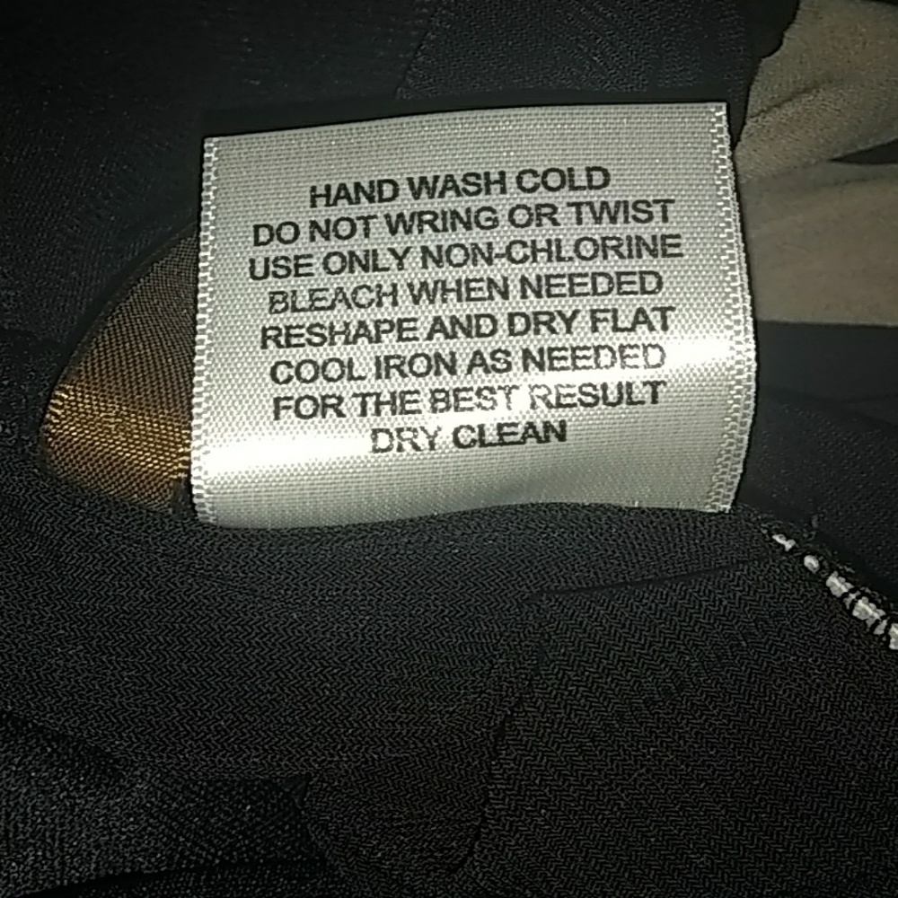 Dress nice go out or just stay home. - Picture 4 of 4